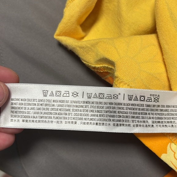 Walt Disney World 2023 Orange Bird Spreading Sunshine Spirit Jersey Epcot XS - Picture 9 of 11